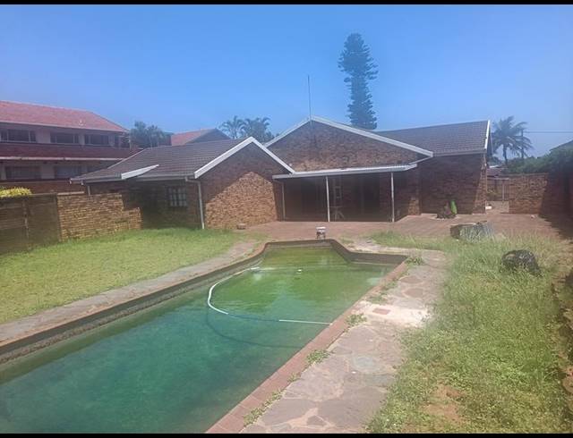 3 BEDROOM SIMPLEX FOR SALE IN MONTCLAIR